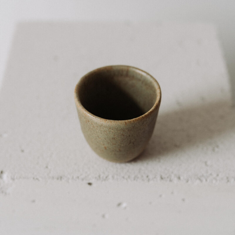 602 – 61 Matera 150 ml stoneware Cup with Spots | POEMI