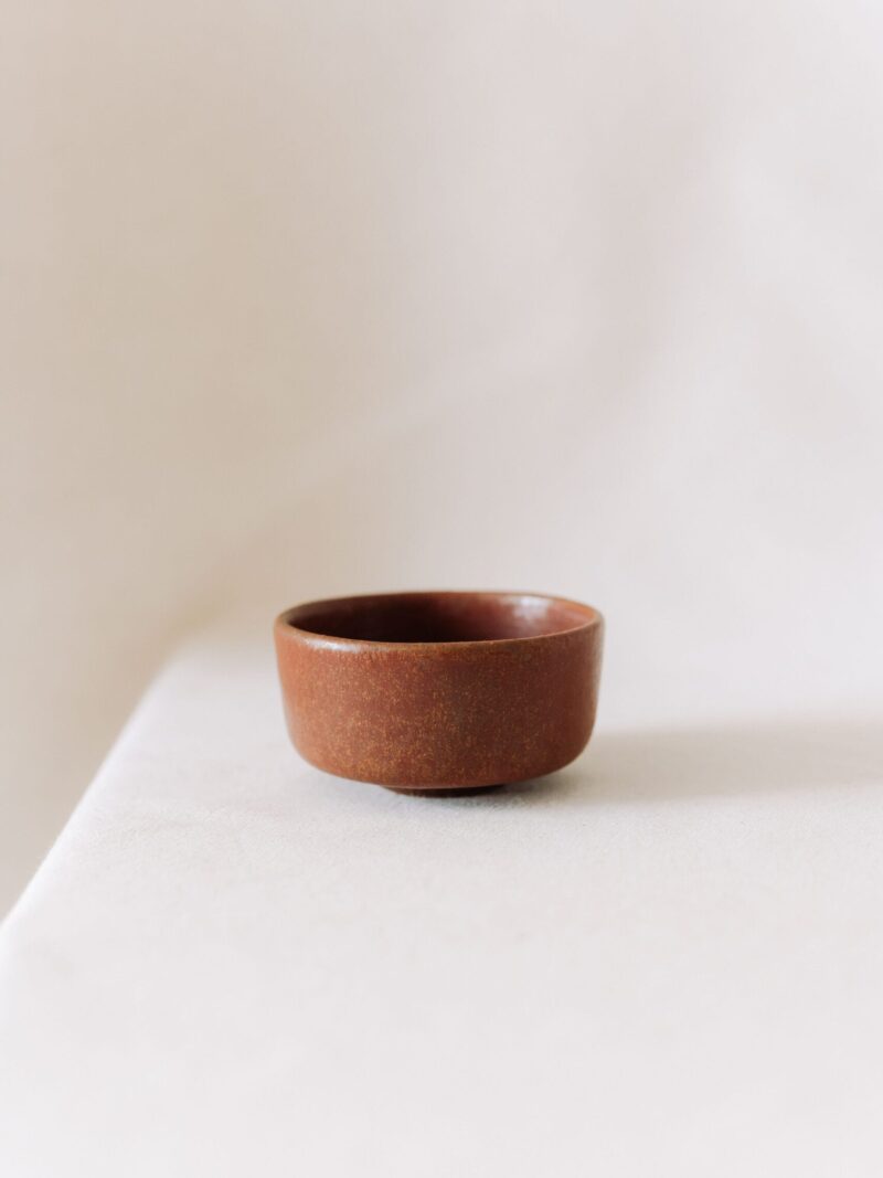 Bol ocru 10 cm din ceramica handmade | POEMI