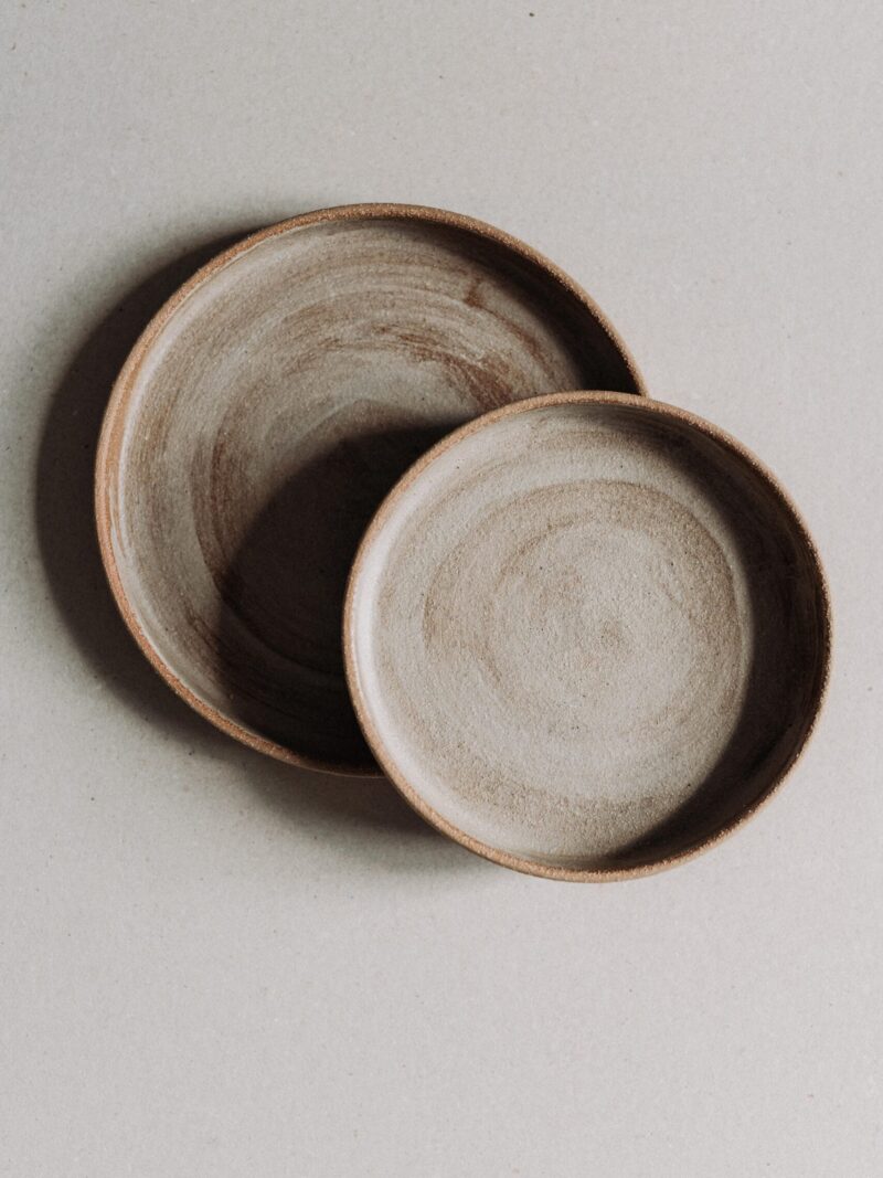 22 cm Earth stoneware plate in terracotta | POEMI
