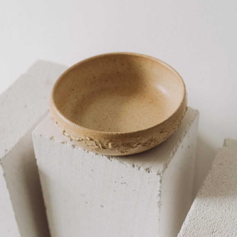 Bol arcuit 18 cm Aarde din gresie ceramica bej | POEMI