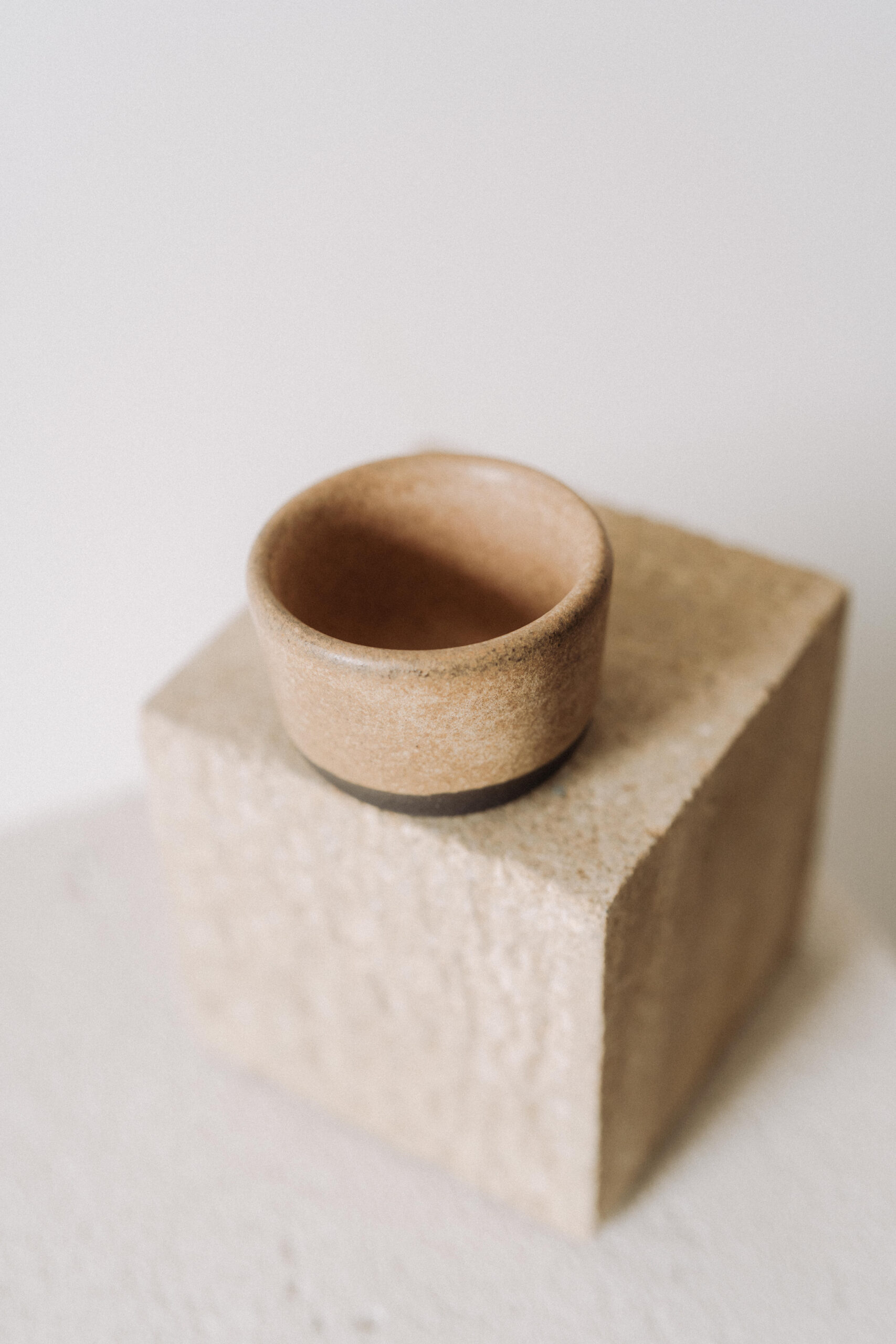 602 83 scaled Ceasca 50 ml Fika din gresie ceramica neagra | POEMI