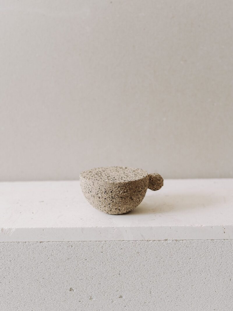 Ceasca [Origen] din gresie ceramica de tip terrazzo | POEMI