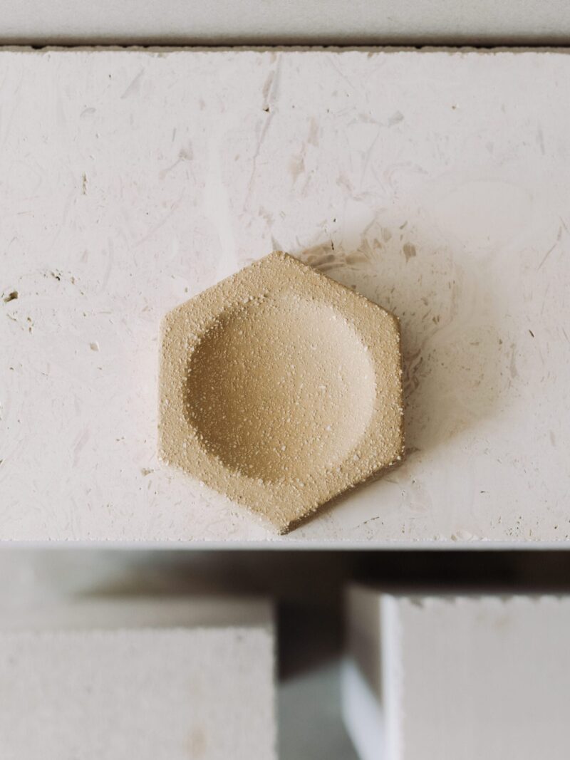 Fagure de miere [Origen] din gresie ceramica de tip terrazzo | POEMI