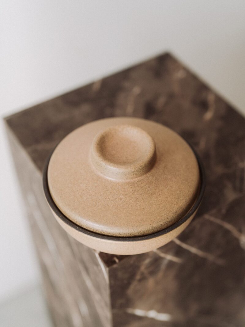 Aarde stoneware Bowl with Lid | POEMI