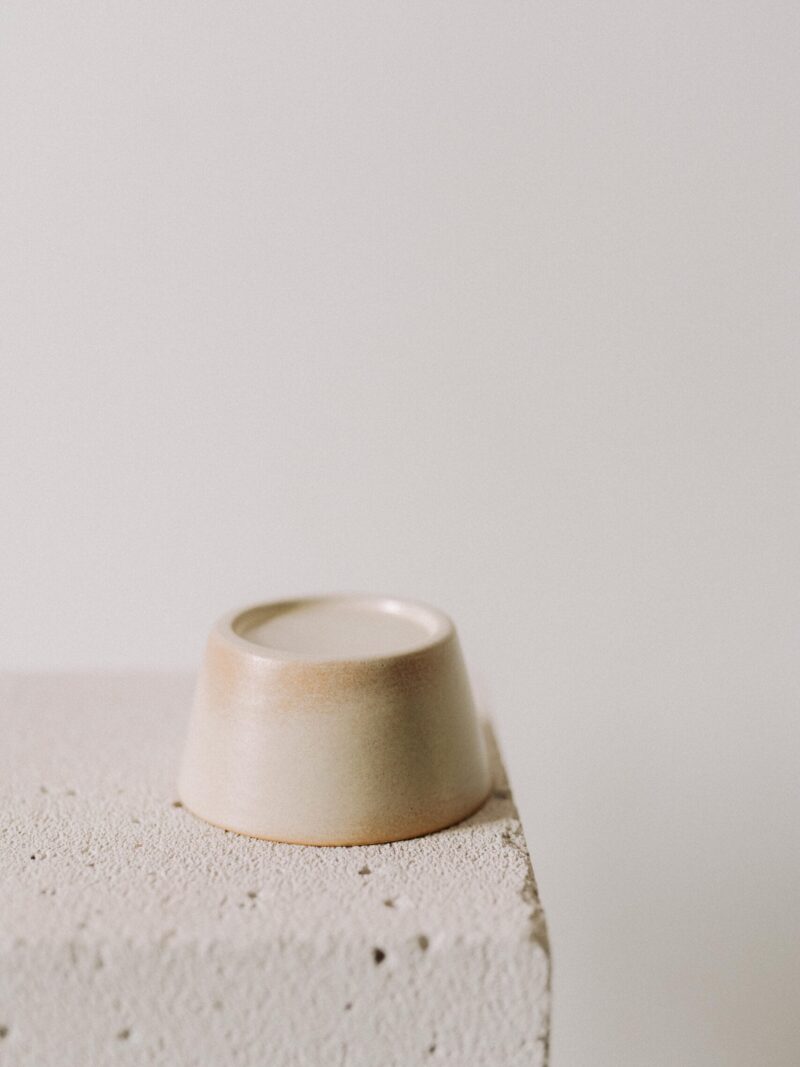 Piedestal M'amuse din gresie ceramica crem | POEMI