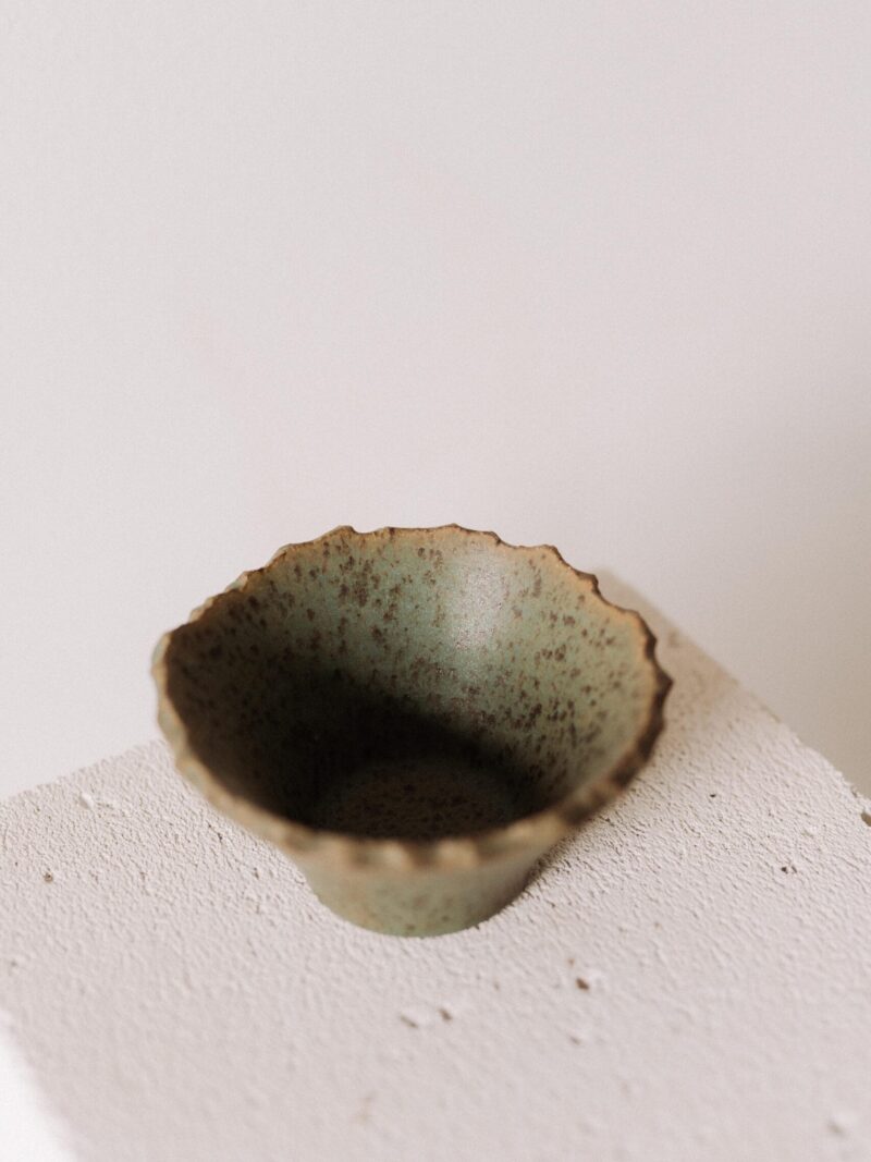 Bol conic M'amuse din gresie ceramica bej cu picatele | POEMI