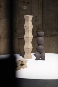 Totemuri ceramice POEMI la Cina